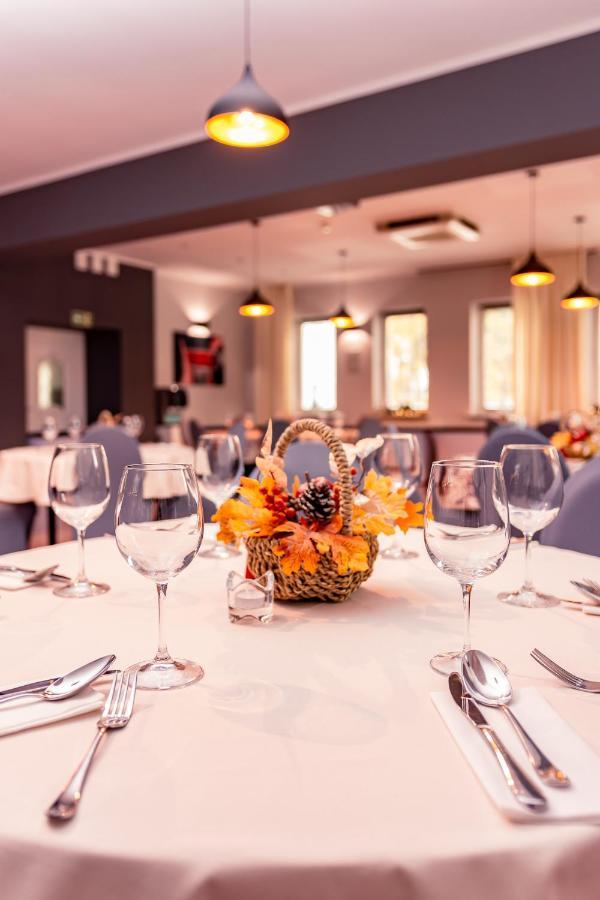 Tailor Hotel Sport & Conference Моронг Экстерьер фото